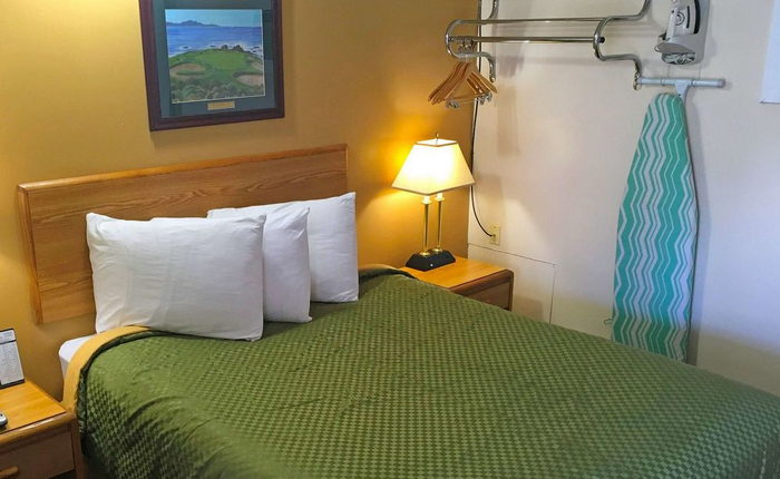Pinecrest Motel (Americas Best Value Inn) - From Website (newer photo)